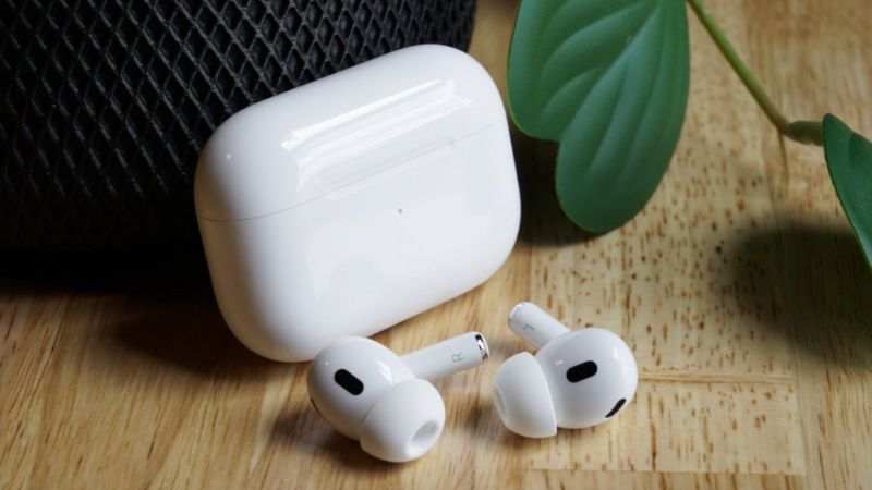 Thời lượng pin AirPods có thể dùng trong suốt một ngày