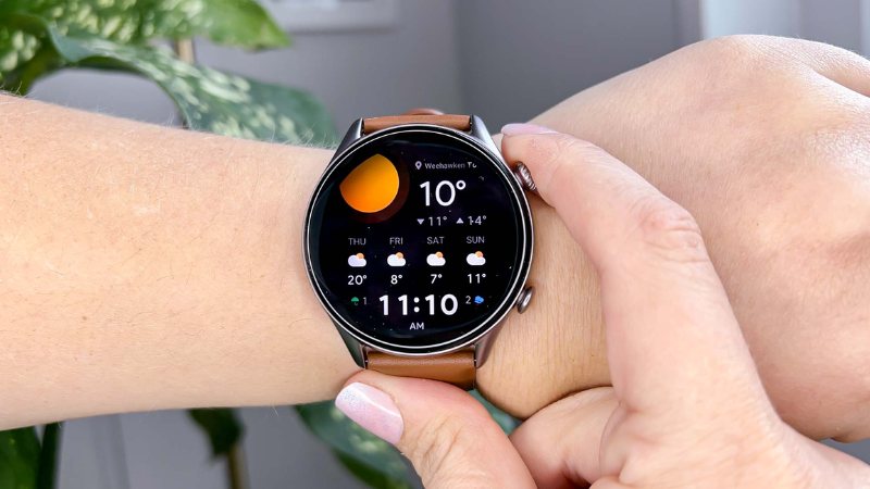 Đồng hồ Amazfit được đánh giá cao vì thiết kế thời trang, thời lượng pin dài và một loạt các tính năng theo dõi sức khỏe và thể thao