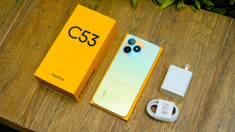 realme C53 được đánh giá cao bởi thiết kế đẹp, màn hình lớn và camera chất lượng