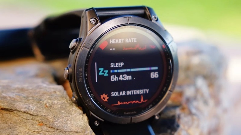 Garmin Fenix 7, 7S và 7X Sapphire Solar đều có đầy đủ các tính năng theo dõi sức khỏe trên đồng hồ