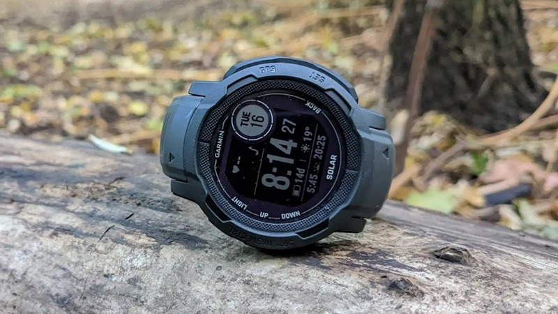 Garmin Instinct Standard có thời lượng pin được nâng cấp tốt hơn